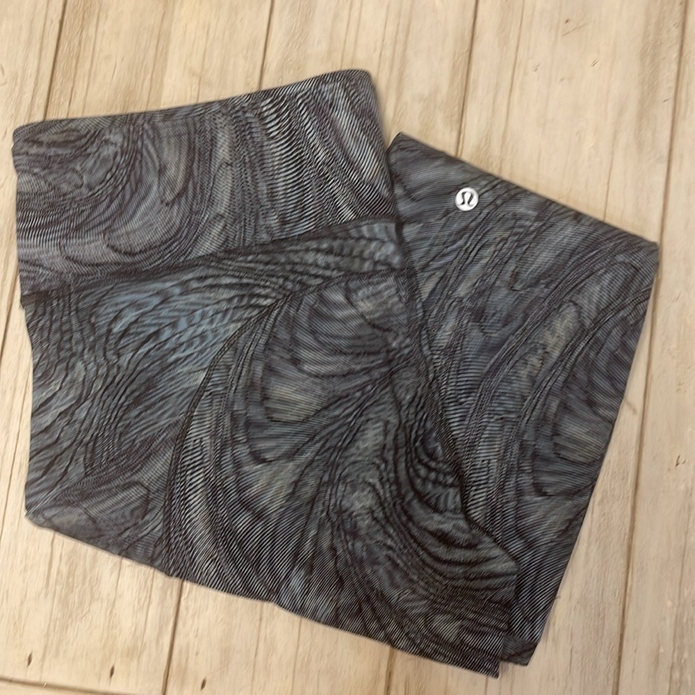 Lululemon Fast and Free High Rise Tight with pockets 25”